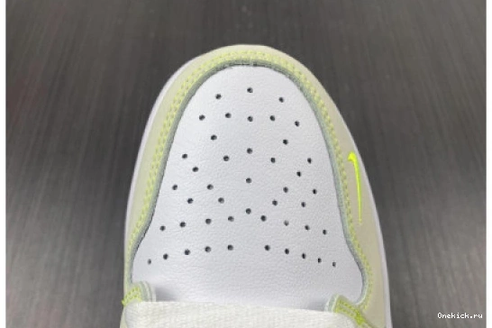 DM7837-103 AIR DM7837-103 WHITE NewStyle JORDAN GHOST 156 GREEN-BLACK LOW 1 OG 0523